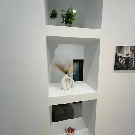 Bedroom En-suite, *